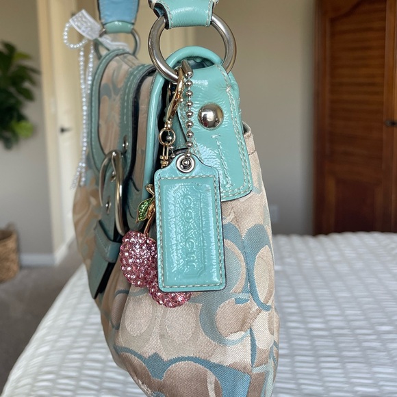 Y2K COACH Vintage Soho Signature Logo Blue Patent Leather Hobo Shoulder Purse - Picture 8 of 17